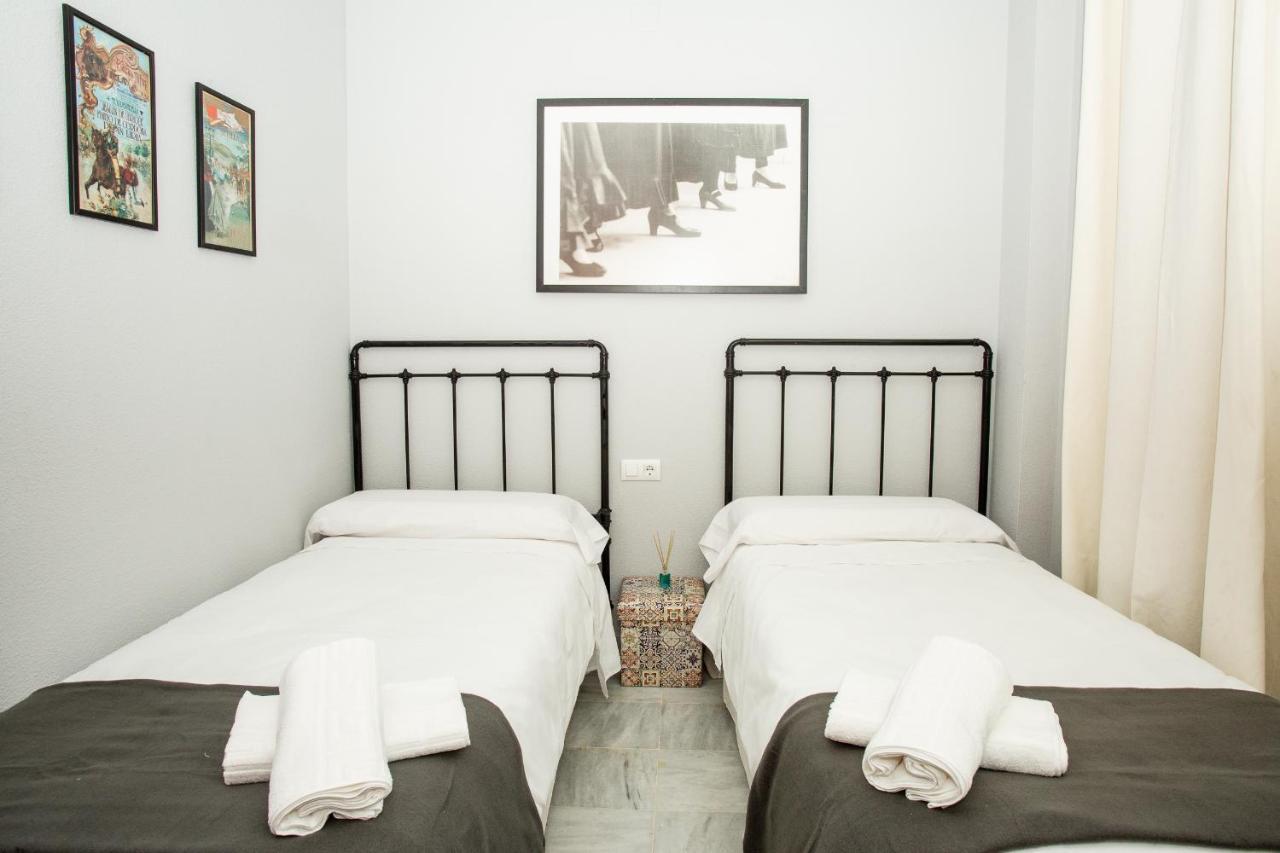 Wish Suite Torres De Sevilla Esterno foto