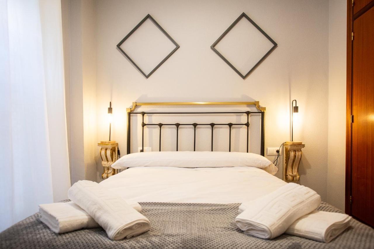 Wish Suite Torres De Sevilla Esterno foto